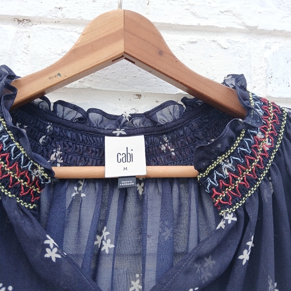 Cabi Enjoy Blouse Floral Sheer Medium Navy Floral - Picture 4 of 10